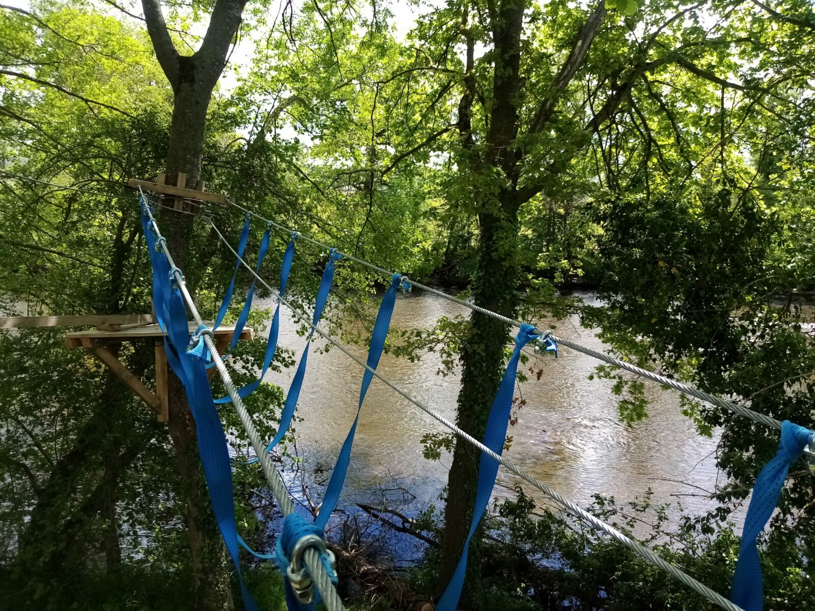 Parc accrobranche enfants Sioule Ebreuil